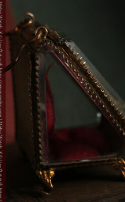 懐中時計収納用ガラスケース 装飾入り三角形-S0844-6