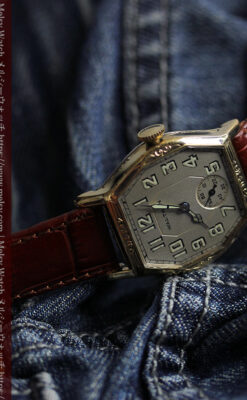 ウォルサムの六角形の趣きあるアンティーク腕時計 【1920年頃】-W1520-14