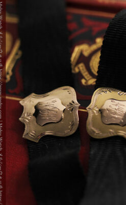 輝く金無垢の盾飾り 布タイプの懐中時計チェーン-C0489-15