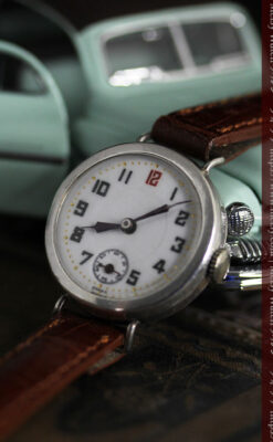 銀無垢の素朴な味わいの女性用アンティーク腕時計 【1923年頃】-W1524-8