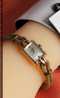 オメガ 金無垢ローズゴールドの女性用アンティーク腕時計 【1946年製】箱付き-W1186-21