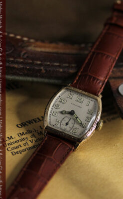 ロンジンのアンティークな面持ちが美しい樽型腕時計 【1928年頃】-W1525-9