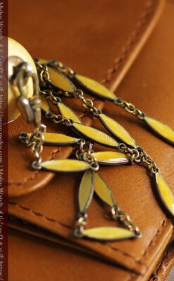 ブヘラの銀無垢ネックレス時計 梔子色のエナメル装飾【1960年頃】-P2302-16