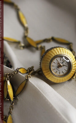 ブヘラの銀無垢ネックレス時計 梔子色のエナメル装飾【1960年頃】-P2302-9