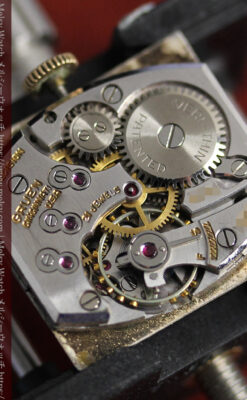 グリュエン 際立つ鋭角の煌びやかなアンティーク腕時計 【1951年頃】-W1294-24