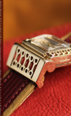 ジャガールクルト 立体感ある装飾の女性用金無垢アンティーク腕時計 【1950年頃】-W1528-12