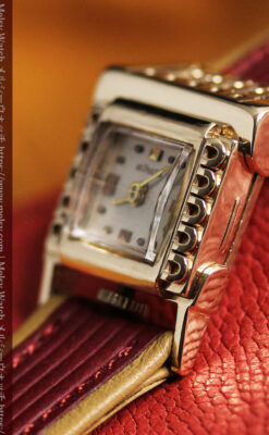 ジャガールクルト 立体感ある装飾の女性用金無垢アンティーク腕時計 【1950年頃】-W1528-18