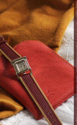 ジャガールクルト 立体感ある装飾の女性用金無垢アンティーク腕時計 【1950年頃】-W1528-3