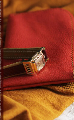 ジャガールクルト 立体感ある装飾の女性用金無垢アンティーク腕時計 【1950年頃】-W1528-6