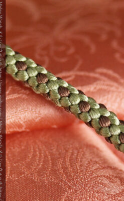 懐中時計用の絹製組み紐・時計紐【若葉色＆銀煤竹】-CS8033-4