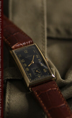 オメガのシックな黒色文字盤 品ある縦長アンティーク腕時計 【1940年製】-W1529-13