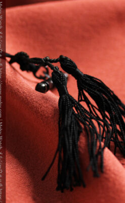 ガラス細工の装飾で飾られたアンティーク懐中時計用の黒紐-C0493-7