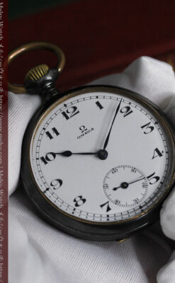 黒色に映える銀の紋章 オメガのアンティーク懐中時計 【1899年製】-P2308-19