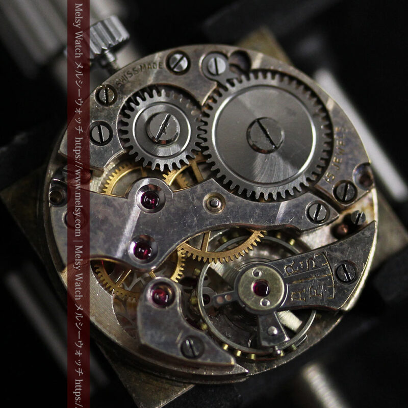 英国ベンソンの古風で愛らしいアンティーク腕時計 【1930年頃】