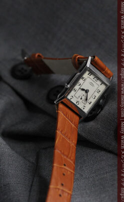 英国ベンソンの古風で愛らしいアンティーク腕時計 【1930年頃】-W1534-4