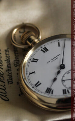 英国ベンソンの風格溢れる金無垢アンティーク懐中時計 【1931年頃】箱付き-P2310-3