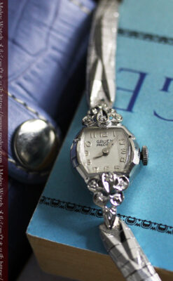 グリュエン レトロバンドが似合う白銀色の金無垢アンティーク腕時計 【1950年頃】-W1537-11