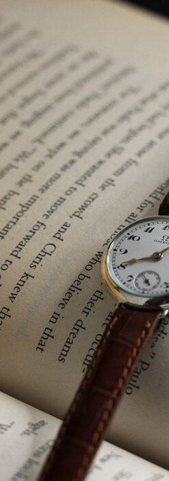 古式ゆかしき品あるオメガ 銀無垢女性用アンティーク腕時計 【1930年製】-W1538-1