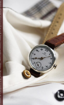 古式ゆかしき品あるオメガ 銀無垢女性用アンティーク腕時計 【1930年製】-W1538-10