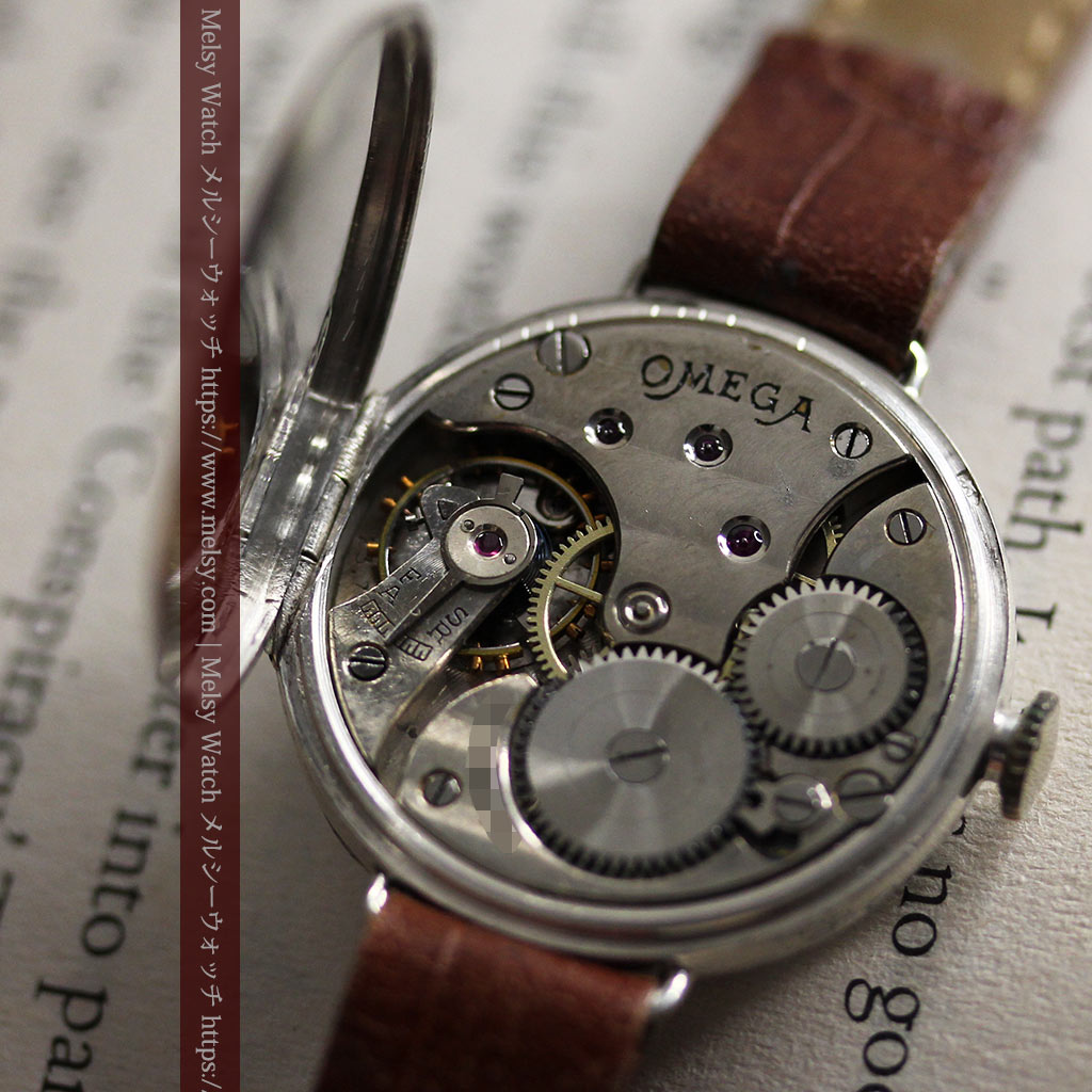 古式ゆかしき品あるオメガ 銀無垢女性用アンティーク腕時計 【1930年製】