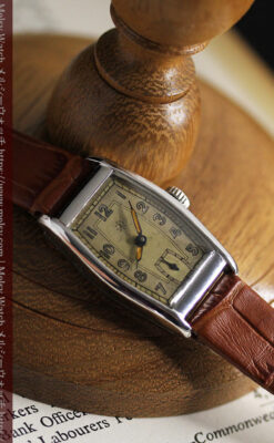 ユンハンス 縦長トノー型のアンティーク腕時計 【1950年頃】-W1543-5