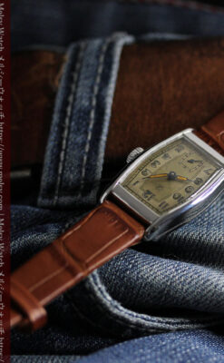 ユンハンス 縦長トノー型のアンティーク腕時計 【1950年頃】-W1543-8