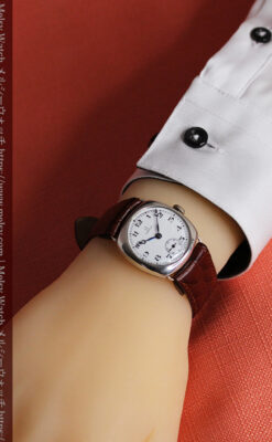 趣き漂う オメガのアンティーク銀無垢腕時計 【1931年製】-W1545-26