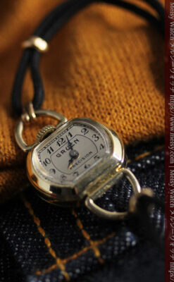 グリュエン ミニハンドバック型の女性用アンティーク腕時計 【1940年頃】-W1548-6