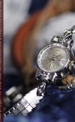 グリュエン 可愛いリボン飾りのアンティーク腕時計 【1950年頃】-W1550-5