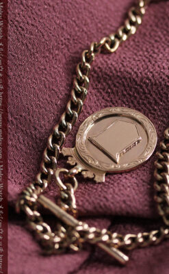 金無垢アンティーク懐中時計チェーン 盾の飾り 【1919年頃】-c0415-13