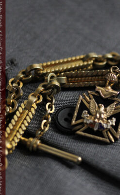 50g超えの迫力ある極太の懐中時計チェーンと騎士の飾り-C0500-4