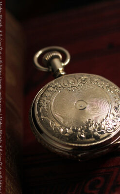 ウォルサムの上品かつ綺麗な装飾の金無垢懐中時計 【1900年頃】-P2326-13