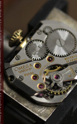 オメガ 縦に長いレトロ感あるアンティーク腕時計 【1946年製】-W1558-17