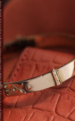 サファイアとダイヤの金無垢アンティークバングル・ブレスレット 【1906年頃】-A0309-10