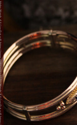 青い宝石とダイヤの金無垢アンティークバングル・ブレスレット 【1910年頃】-A0310-11