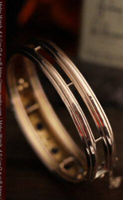 青い宝石とダイヤの金無垢アンティークバングル・ブレスレット 【1910年頃】-A0310-12