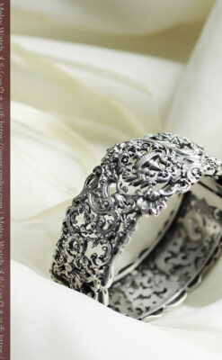 神聖な雰囲気のある銀無垢アンティークバングル・ブレスレット 【1890年頃】-A0312-10