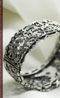 神聖な雰囲気のある銀無垢アンティークバングル・ブレスレット 【1890年頃】-A0312-13