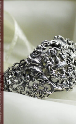 神聖な雰囲気のある銀無垢アンティークバングル・ブレスレット 【1890年頃】-A0312-2