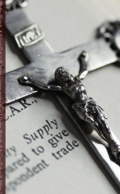 渋い雰囲気が伝わる 大人のアンティーククロス・十字架 【1900年頃】-A0313-7