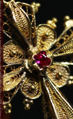 繊細な作りのルビー入り18金無垢クロス・十字架-A0321-12