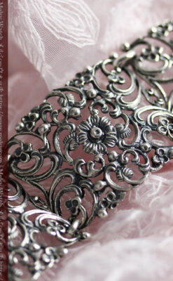 透かし装飾の銀無垢アンティークバングル・ブレスレット 【1900年頃】-A0323-10