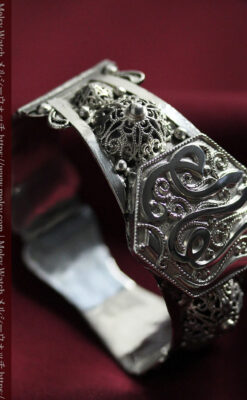 中世の物語に登場するような銀無垢アンティークバングル・ブレスレット-A0324-6