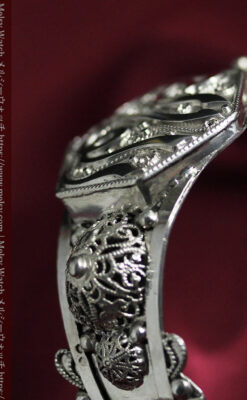 中世の物語に登場するような銀無垢アンティークバングル・ブレスレット-A0324-9