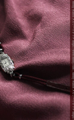 美しきアンティーク 18金無垢グリュエンの女性用腕時計 【1938年頃】ダイヤモンドと青い宝石-W1564-12