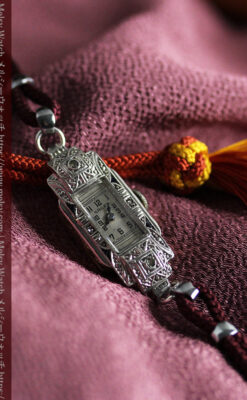 美しきアンティーク 18金無垢グリュエンの女性用腕時計 【1938年頃】ダイヤモンドと青い宝石-W1564-4