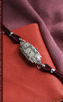 美しきアンティーク 18金無垢グリュエンの女性用腕時計 【1938年頃】ダイヤモンドと青い宝石-W1564-6