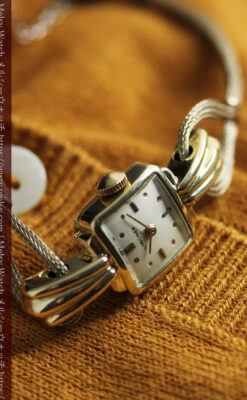 特徴あるブレスのような金無垢 ロンジンの女性用アンティーク腕時計 【1949年製】-W1565-11