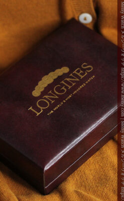 特徴あるブレスのような金無垢 ロンジンの女性用アンティーク腕時計 【1949年製】-W1565-17