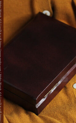 特徴あるブレスのような金無垢 ロンジンの女性用アンティーク腕時計 【1949年製】-W1565-18